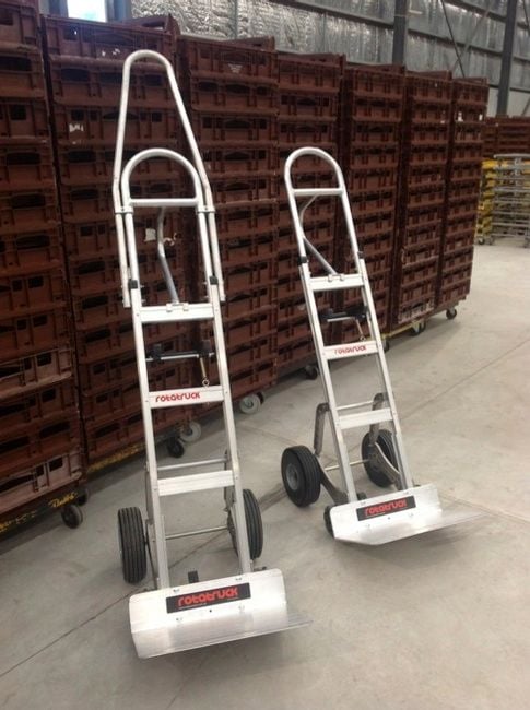 Rotacaster Solutions - Bread Crate Rotatruck Rotacaster Solutions - Bread Crate Rotatruck